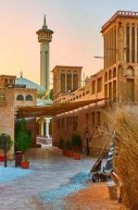Dubai: Al Fahidi Historical Area Walking Tour & Abra Ride